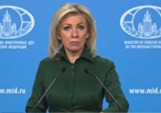 Захарова: РФ призвала западные страны прекратить провокации с переброской оружия в Киев