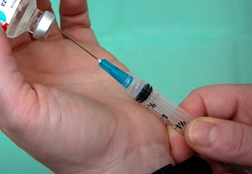 В Белоруссии начались клинические испытания российской вакцины от коронавируса