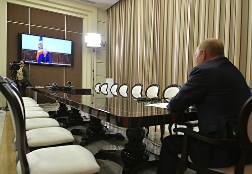 Путин пообещал Молдавии гуманитарную помощь в размере 500 млн рублей