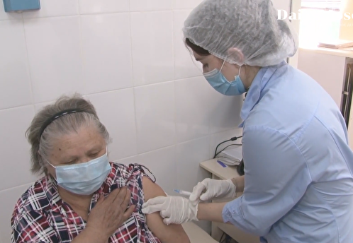 Депутат Соломатина поддерживает введение обязательной вакцинации в регионах для пожилых