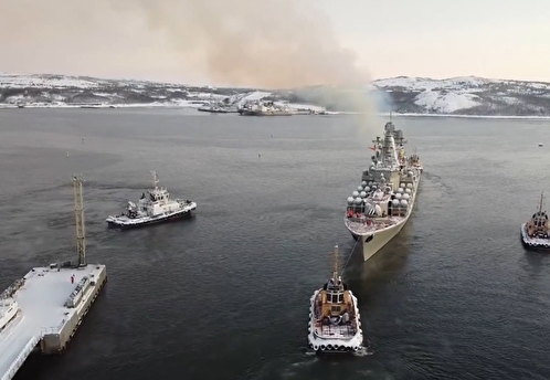 Отряд кораблей ВМФ РФ совершает переход из Средиземного моря в Черное для учений