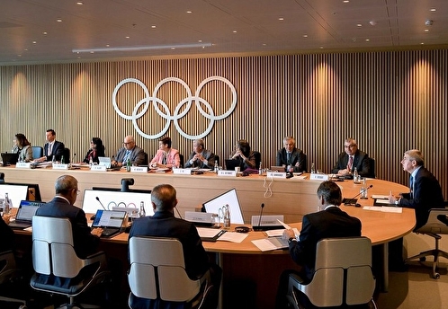 МОК призвал ввести санкции против российских и белорусских спортсменов