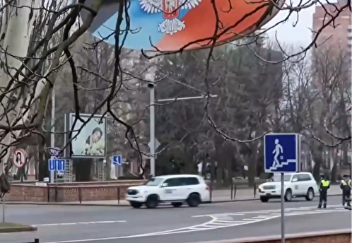 43 автомобиля СММ ОБСЕ выехали из Донецка