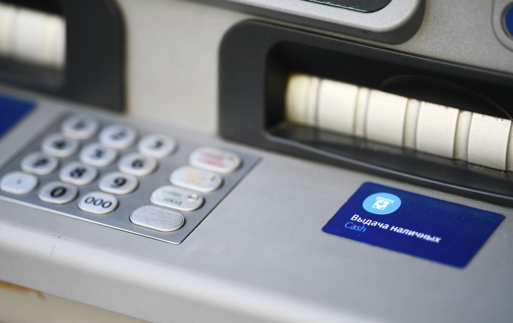 Клиенты ВТБ пожаловались на утечку своих банковских данных и звонки от мошенников