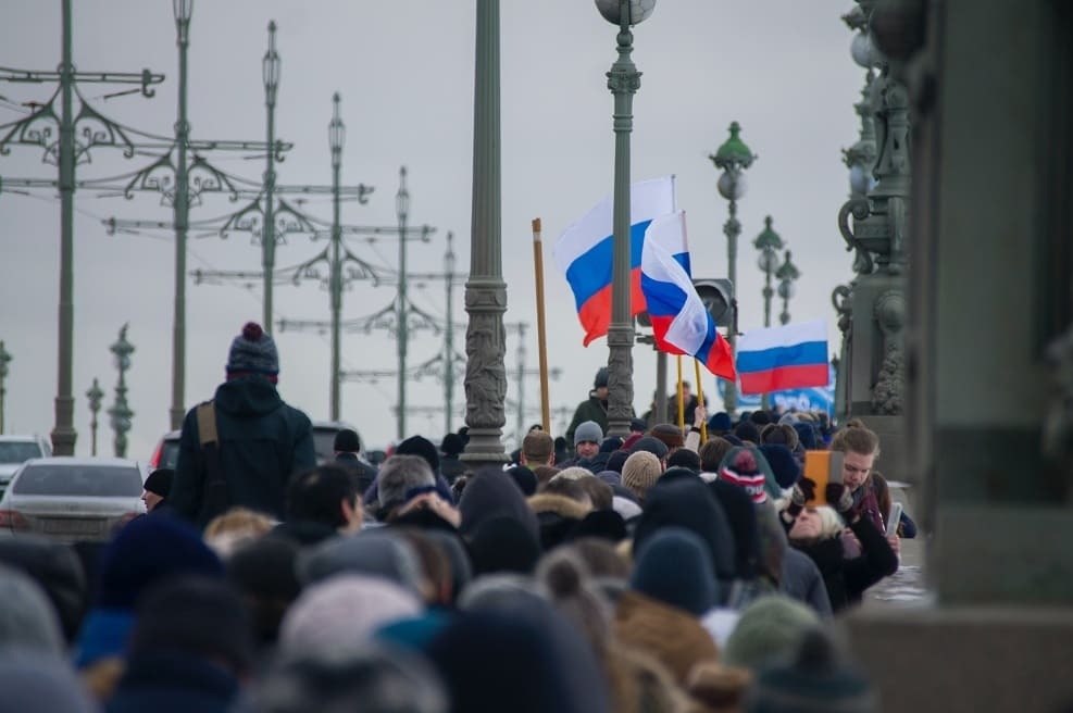 Россиян, считающих, что «страна движется по неверному пути», стало больше