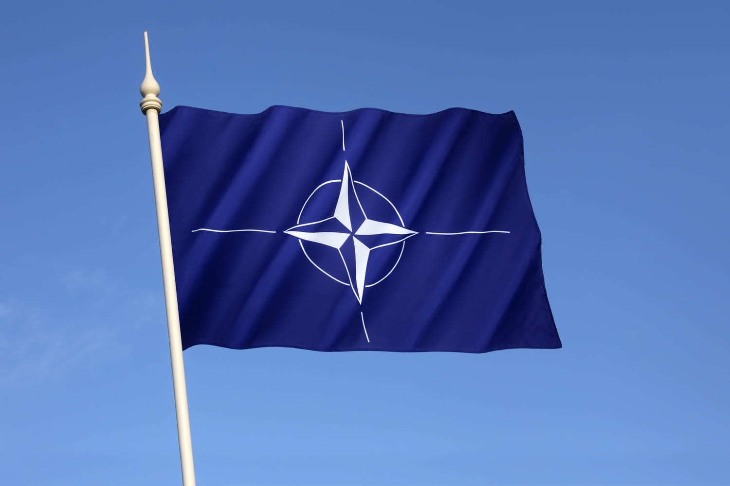 Политолог рассказал, что могло стать «камнем преткновения» между Россией и НАТО