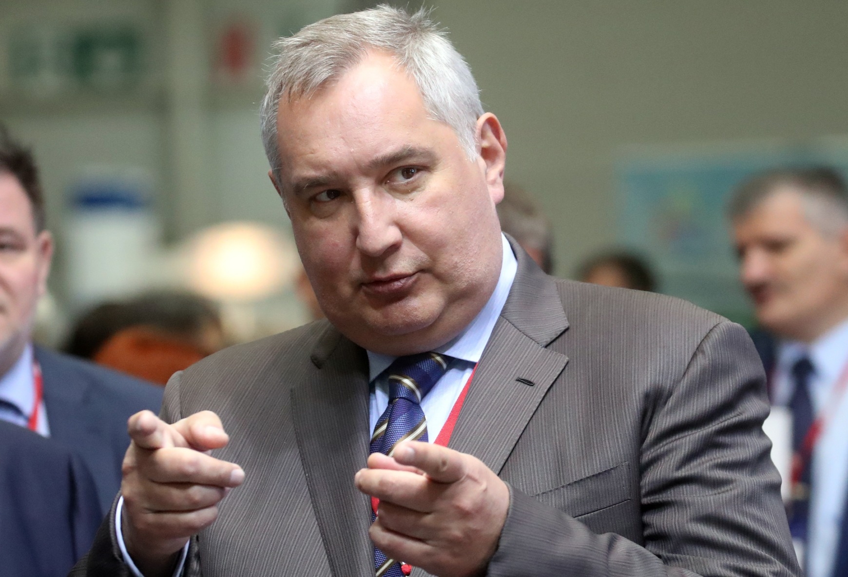 Рогозин освобожден от должности главы «Роскосмоса»