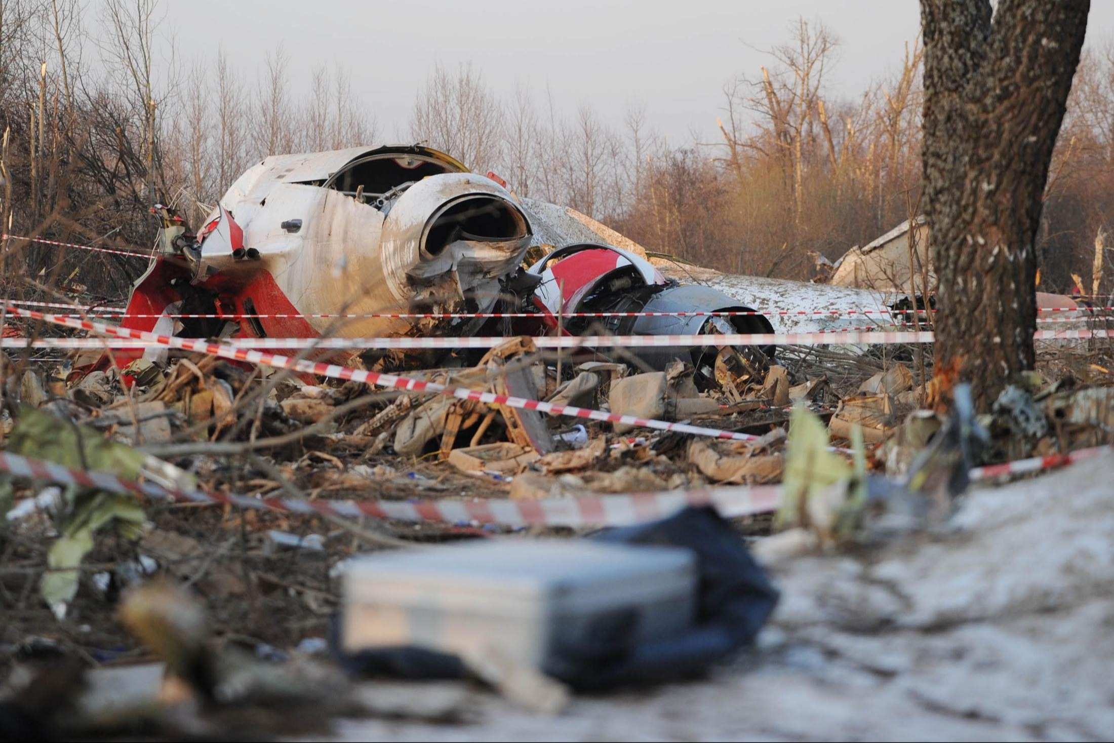 Авиакатастрофы кратко. Катастрофа польского ту-154 под Смоленском. Катастрофа ту-154 в Смоленске 2010. Катастрофа ту-154 в Смоленске. Трагедия польского самолета в Смоленске 2010 года.