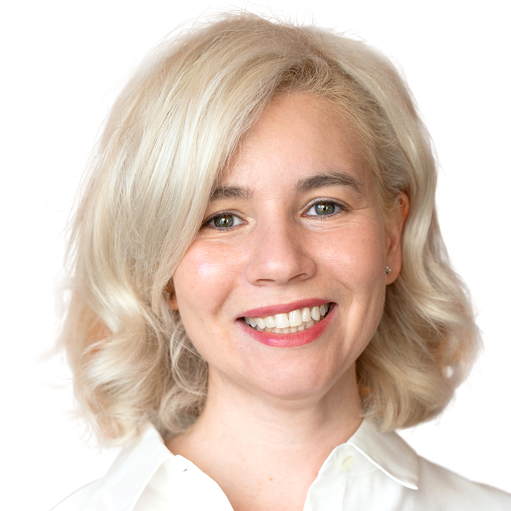 Евгения Ходакова